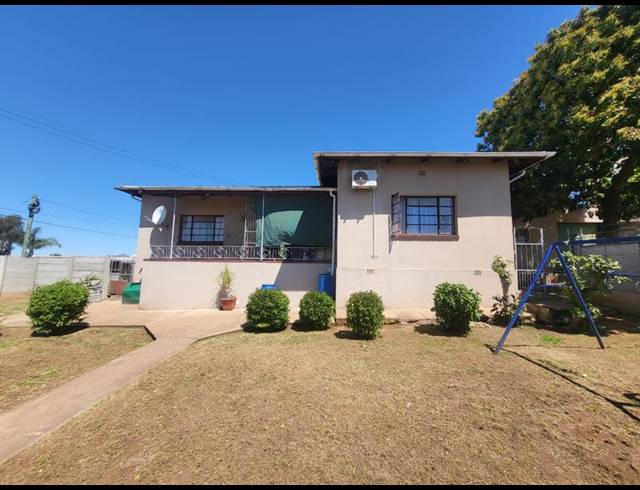 3 BEDROOM HOUSE FOR SALE IN MOSEL